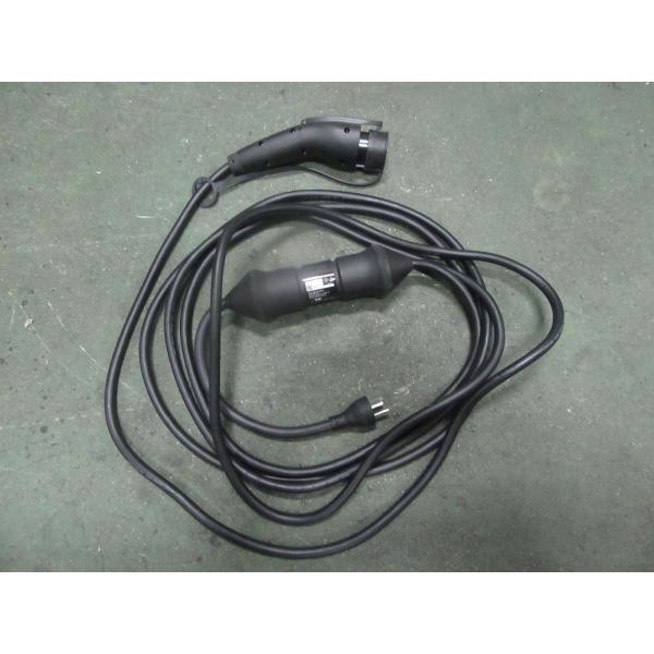 ボルボ VOLVO 電気自動車 EV車 純正 充電ケーブル 32257793 200V