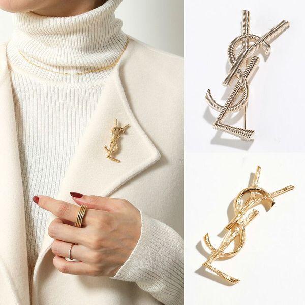 SAINT LAURENT サンローラン ブローチ CASSANDRE BROCHE カサンドラ