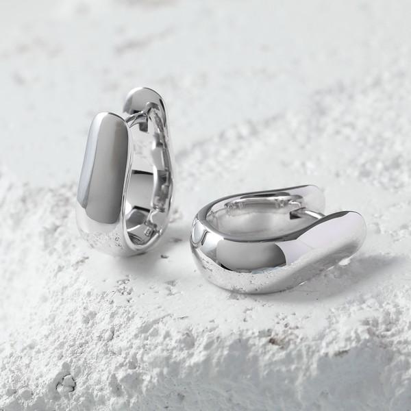 TOM WOOD（トムウッド） フープピアス Oyster Hoops Small