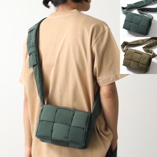 BOTTEGA VENETA（ボッテガ・ヴェネタ） ショルダーバッグ パデッド