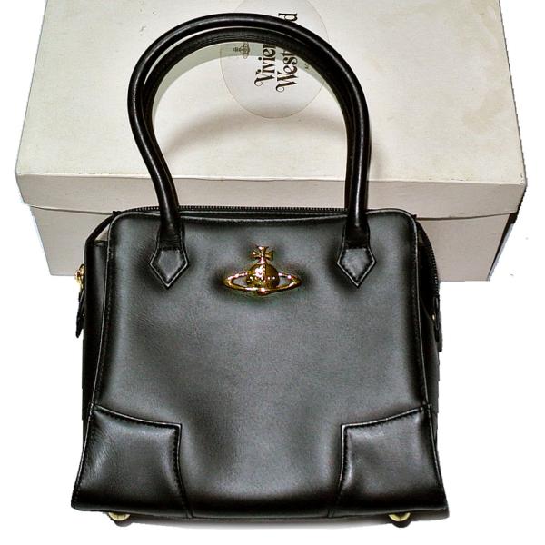 Vivienne Westwood（ヴィヴィアンウエストウッド） Vivienne Westwood