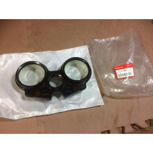 CBX400F(1型) CBX550F メーターカバーアッパー 37616-MA6-018 未使用
