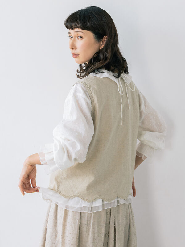 セール】 【kazumi×Samansa Mos2】刺繍入リボンベスト（ベージュ