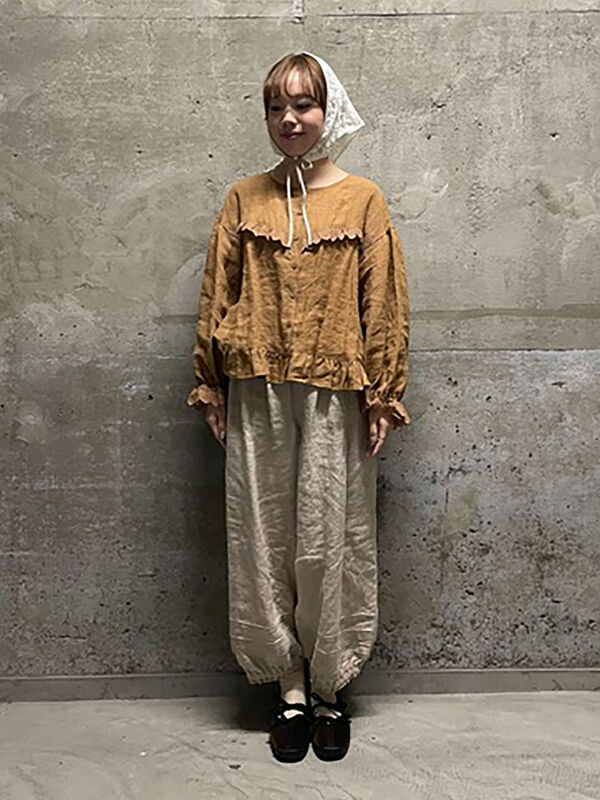 立川店/EC限定】リネンバブーシュカ付エトワールブラウス（ブラック