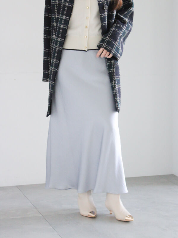 セール】 【宮本茉由着用】ヴィンテージサテンナロースカート