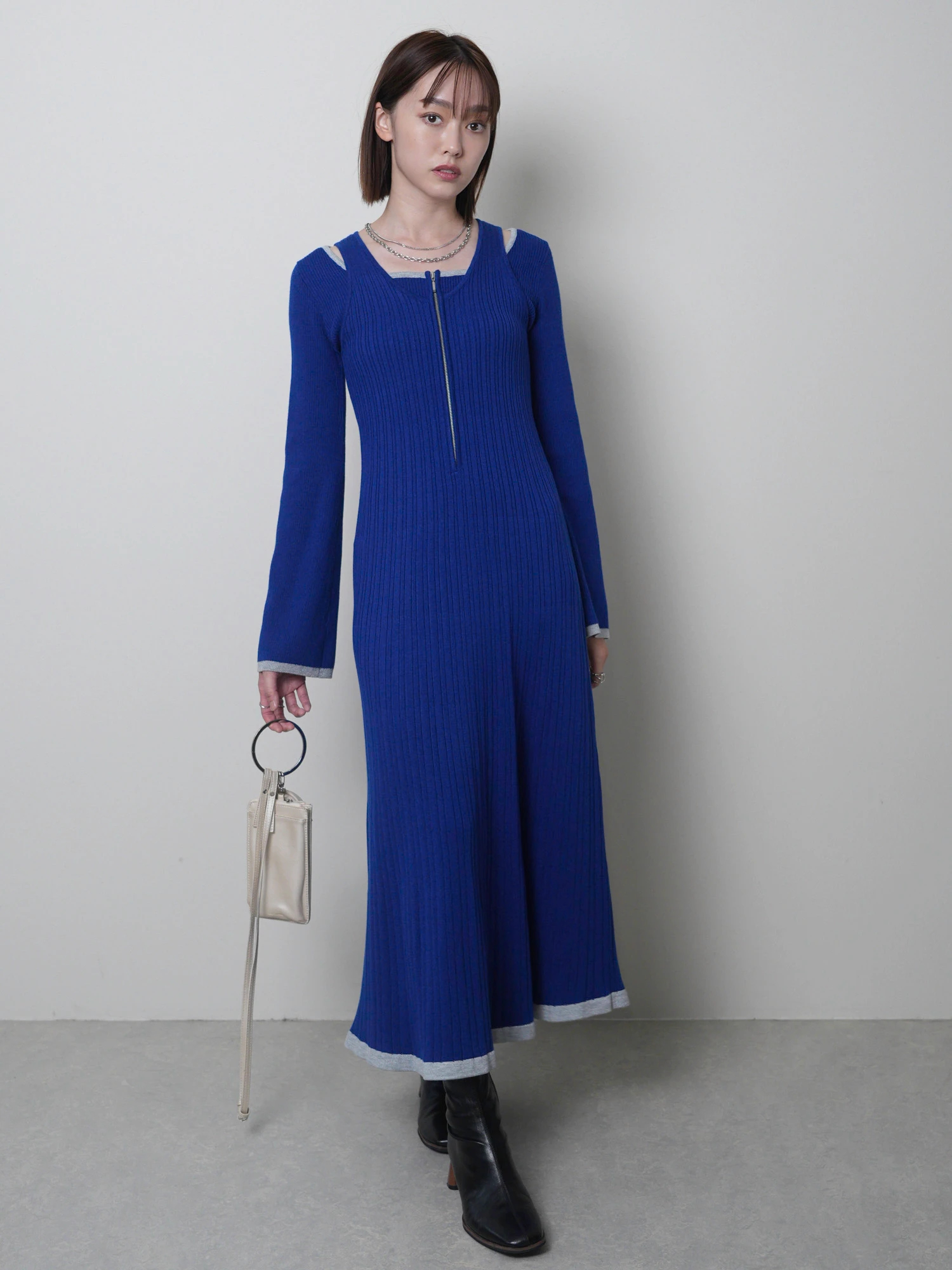 LADYMADE（レディメイド）｜ フロントジップレイヤードニット