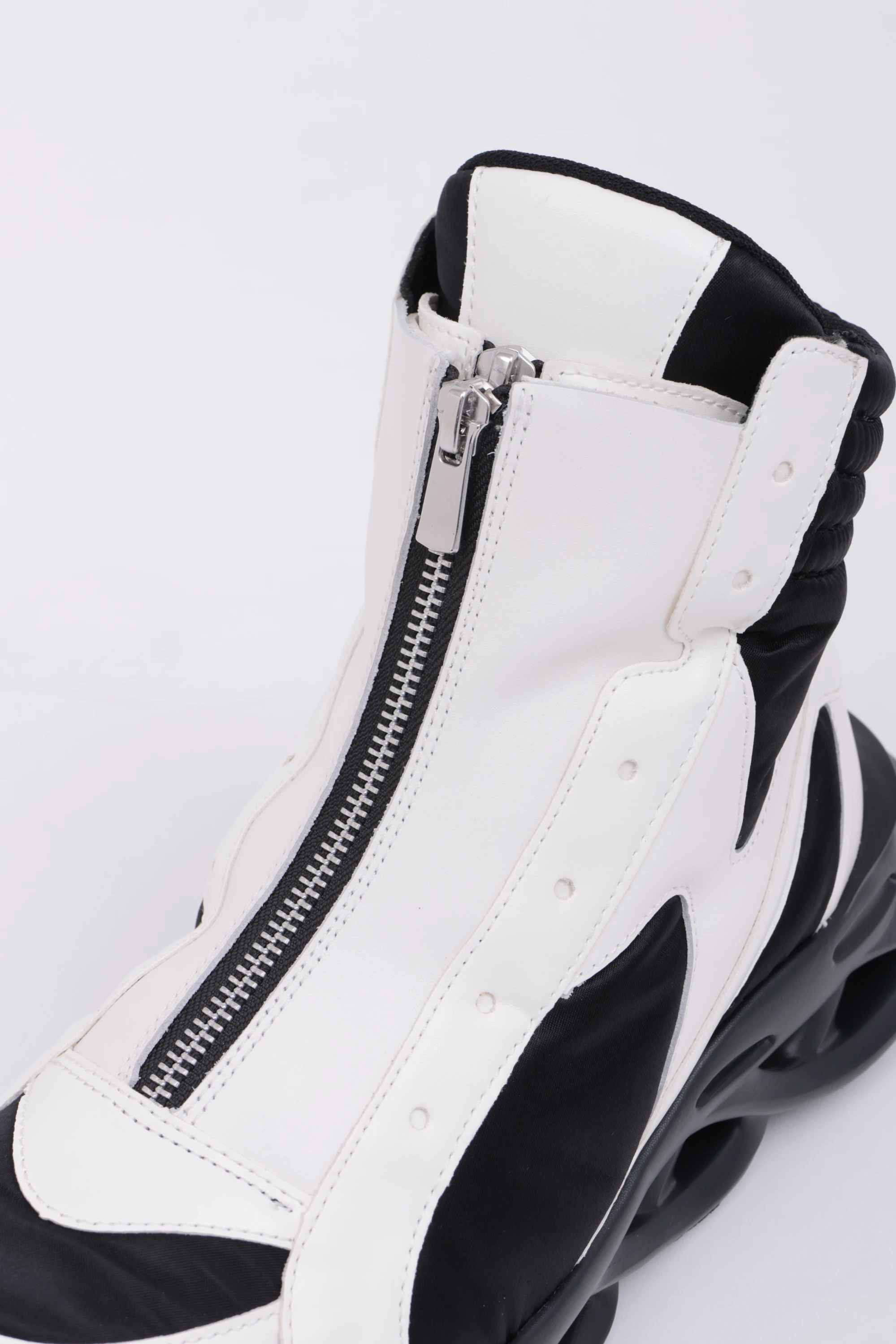 TORNADO MART∴アーチグリットツインZIPブーツ