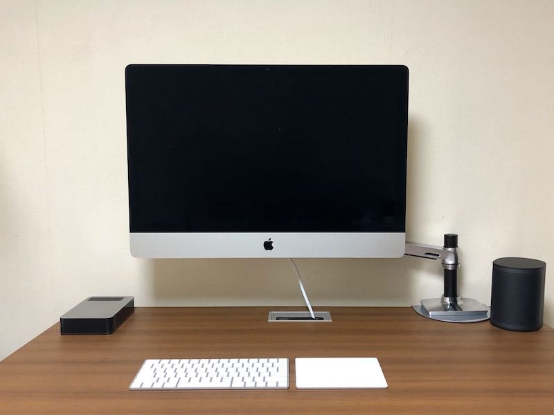 iMac27ディスプレイにアームがつけられるVESAマウントモデルにした理由