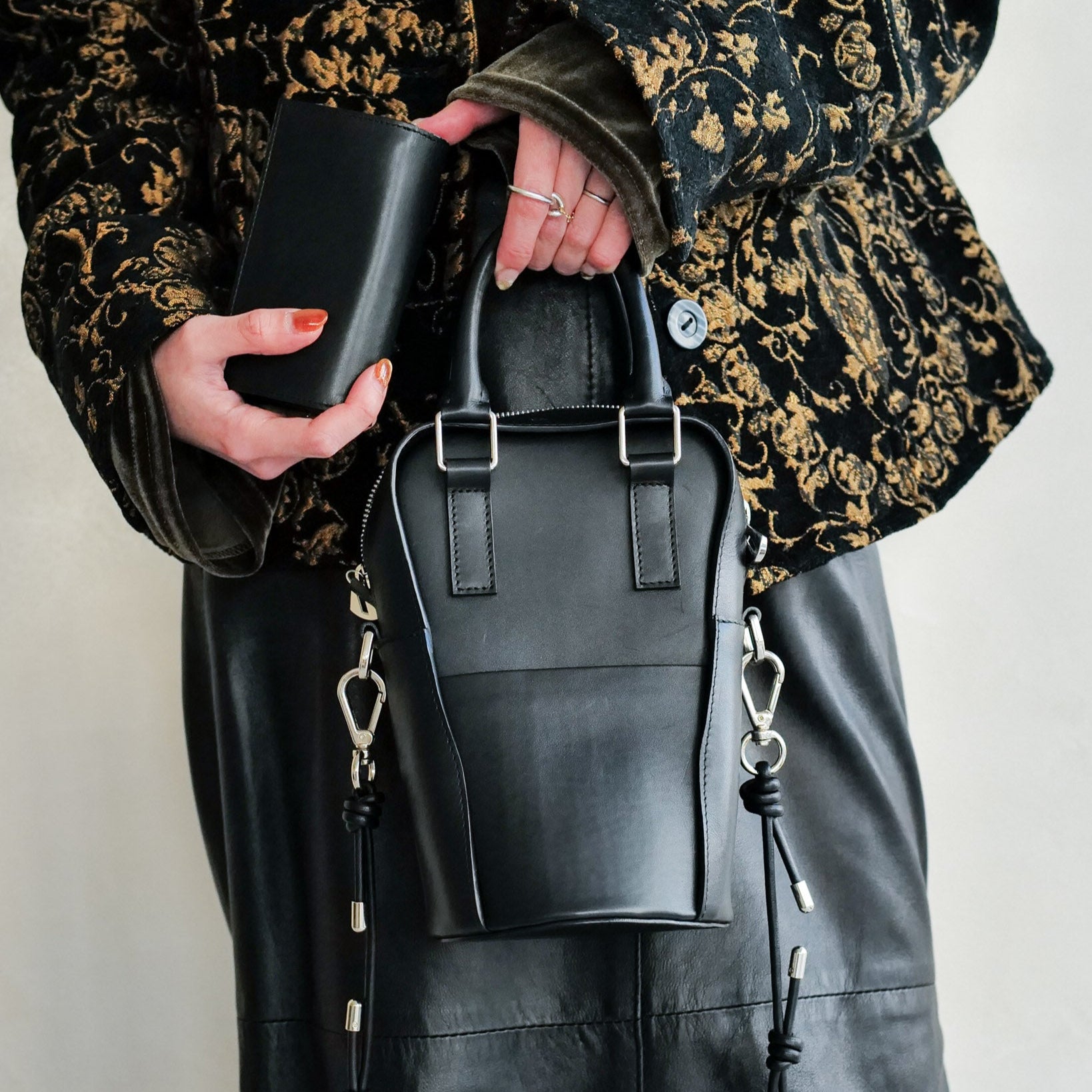 HERRIE BALLER'S BAG / RAPTO｜高級スムースレザーのミニショルダー