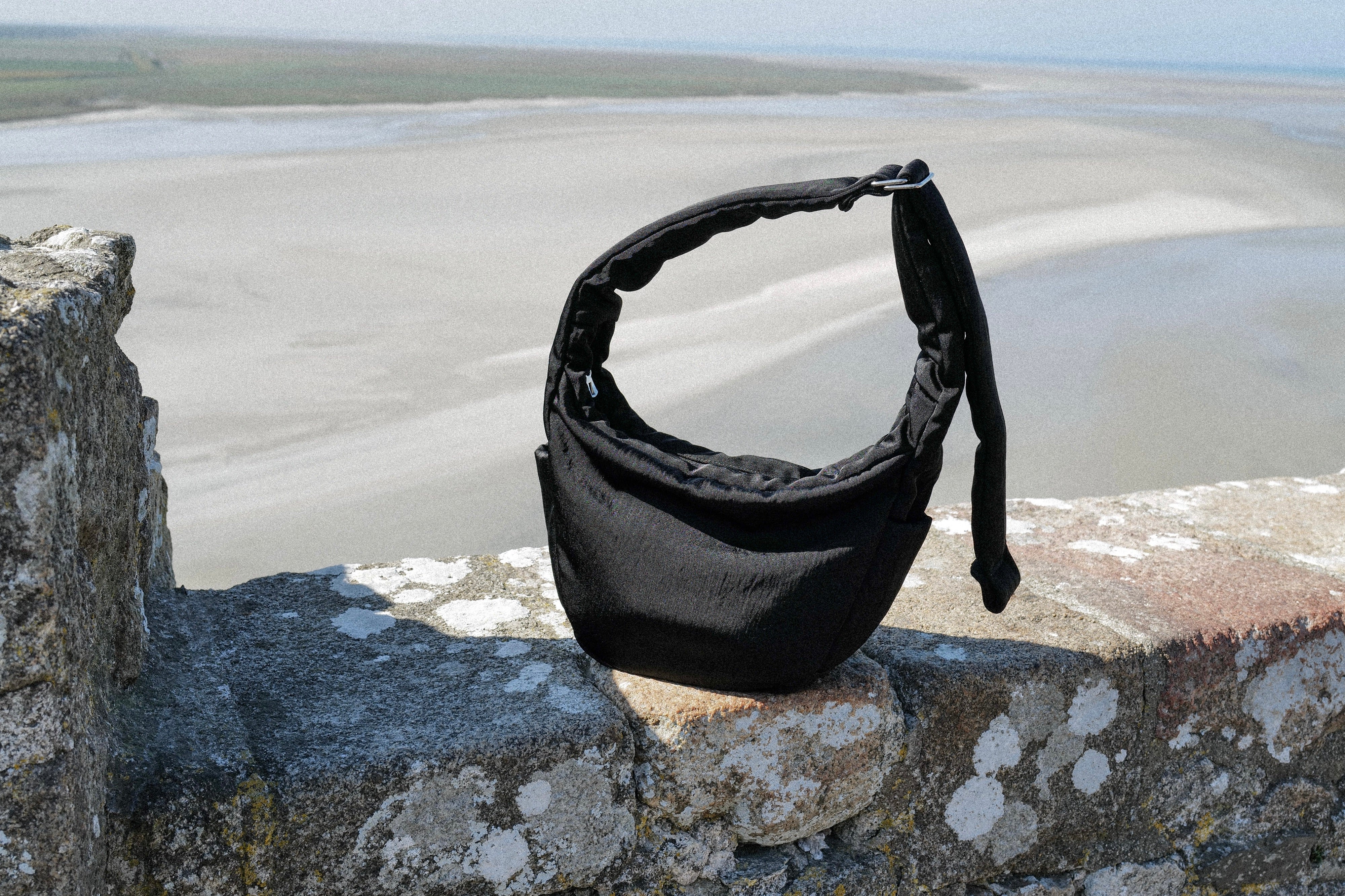 ANNIE PUFFER TOWN MOON BAG / CERATO BRIGHT | NEWS (お知らせ