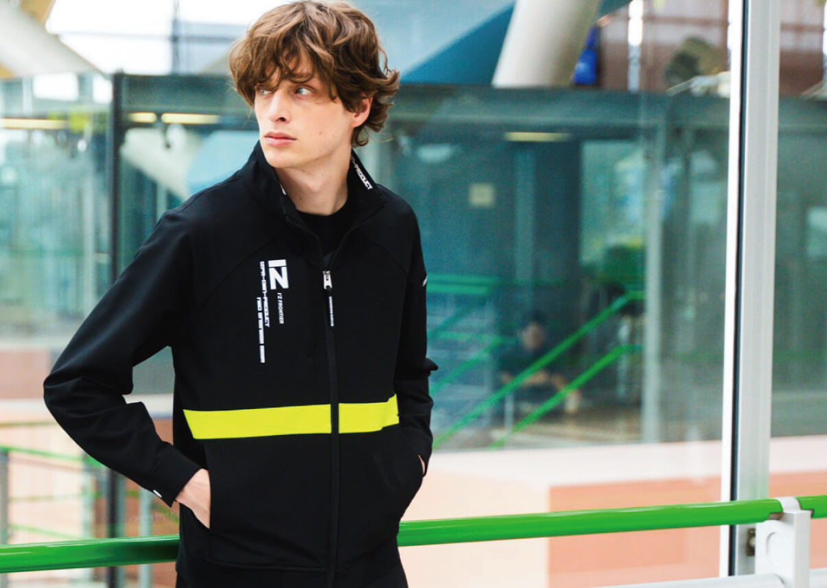 IZFRONTIER ハイセンスなデザイン。高機能でハイクオリティなワーク