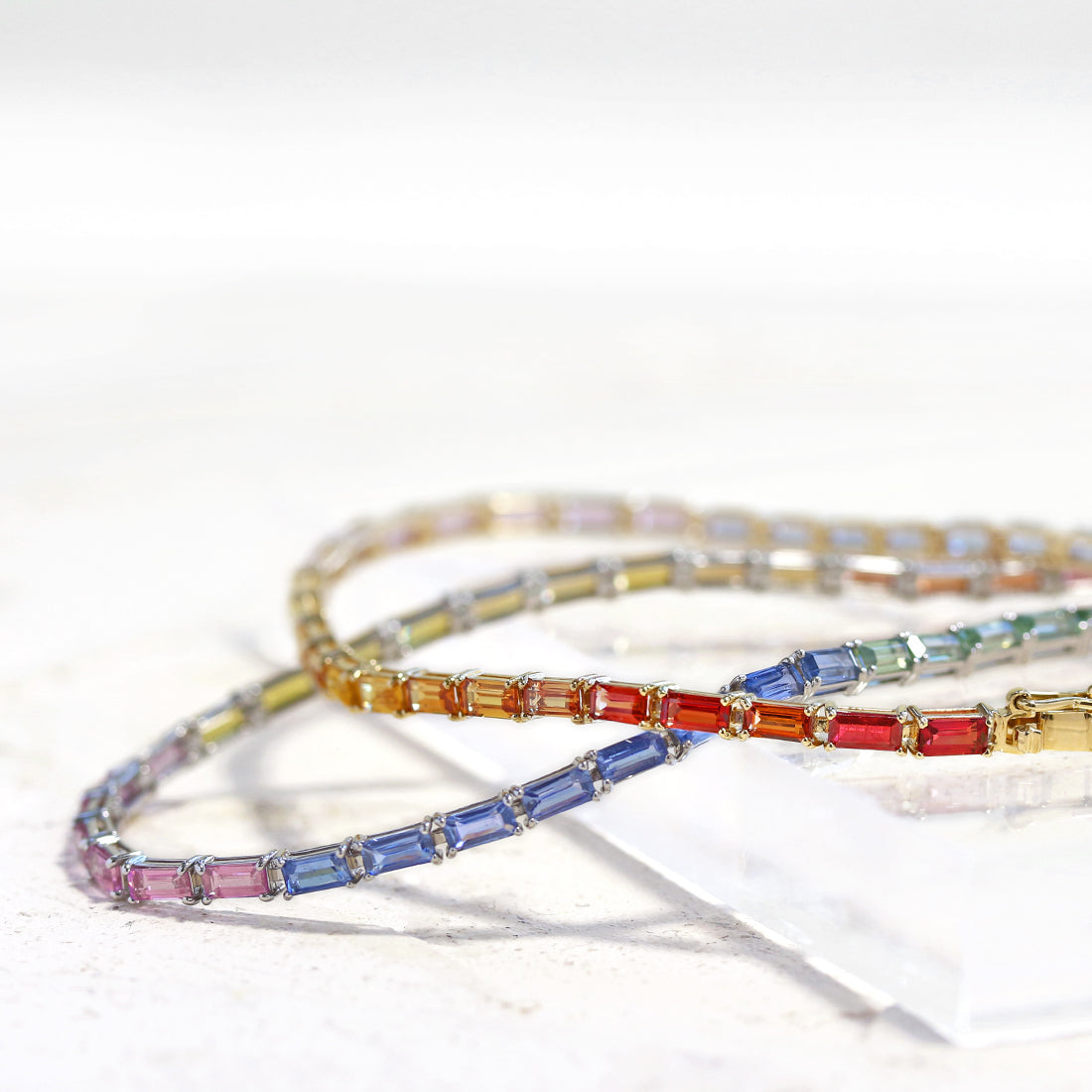 マルチカラーサファイア テニスブレスレット – JaMais Jewelry
