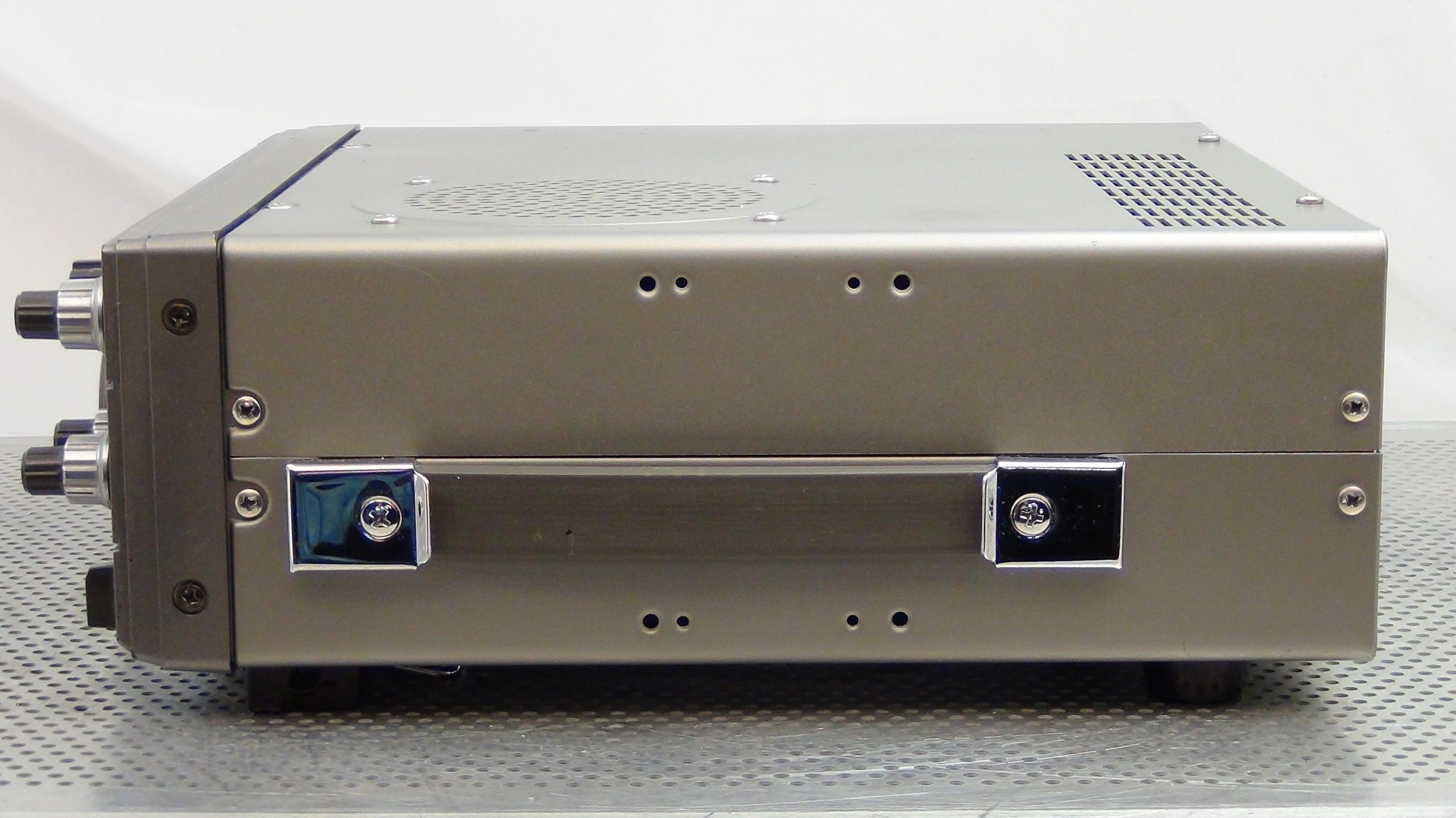 Kenwood R-5000 Receiver – Jahnke Electronics