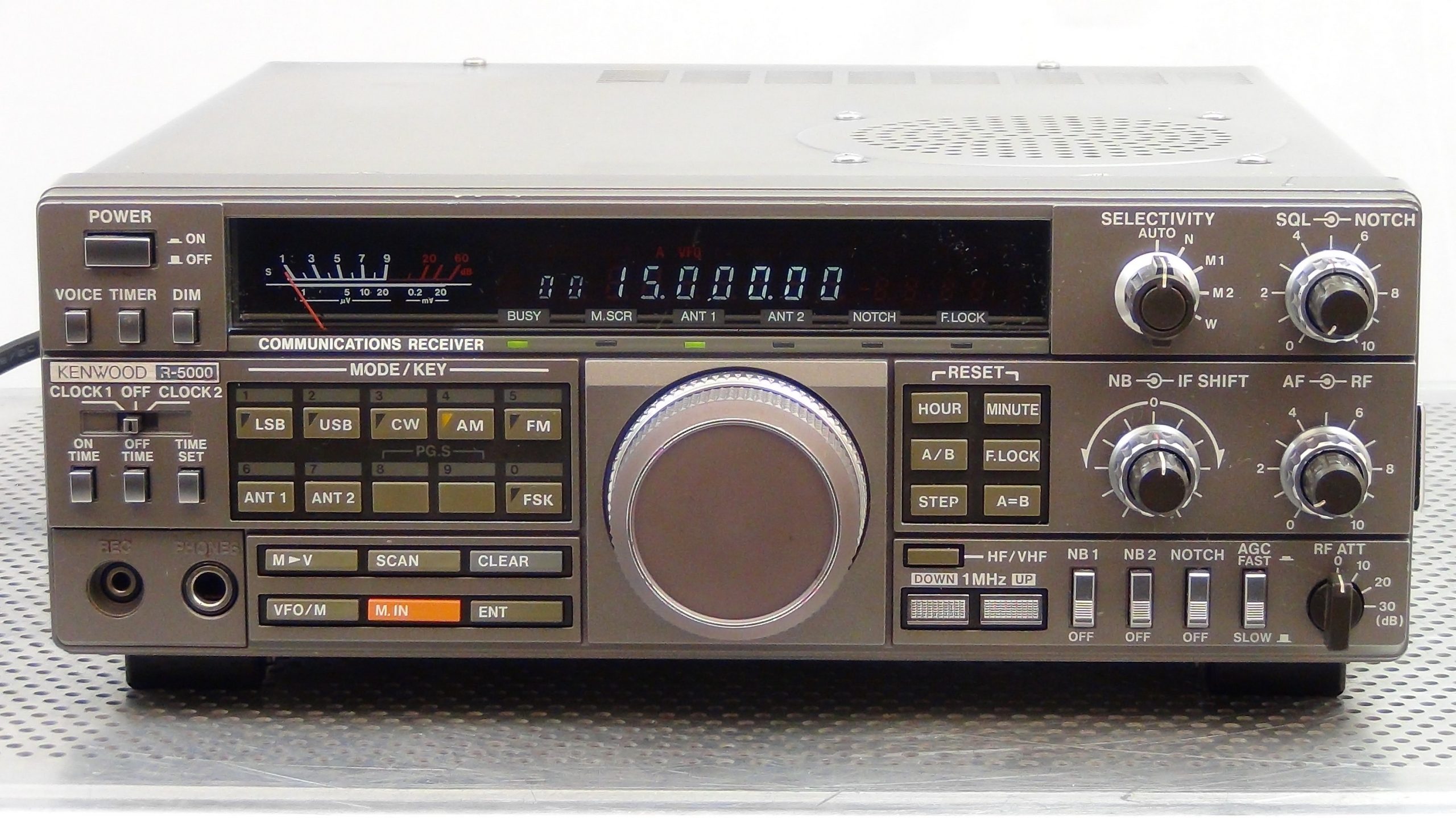 Kenwood R-5000 Receiver – Extremely Nice !! – Jahnke Electronics