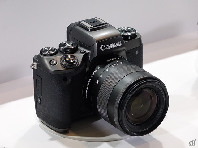 キヤノン、新型ミラーレスカメラ「EOS M5」発表--8倍超の高倍率ズーム