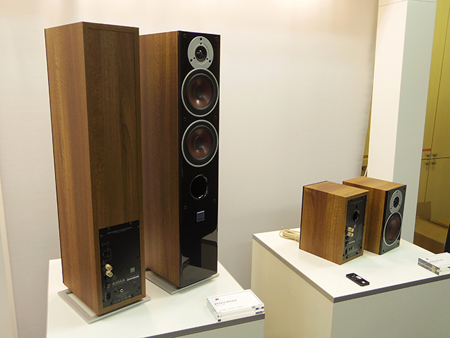 デンマーク生まれの本格スピーカにアンプ内蔵モデル--DALI「ZENSOR AX