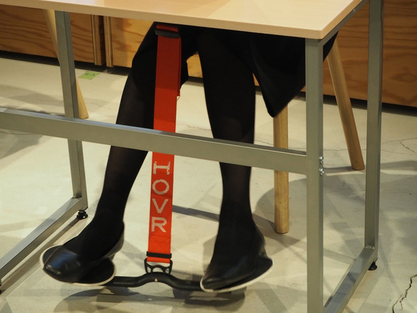 デスクワークをしながらカロリーを消費できる「HOVR（ホバー）」、日本
