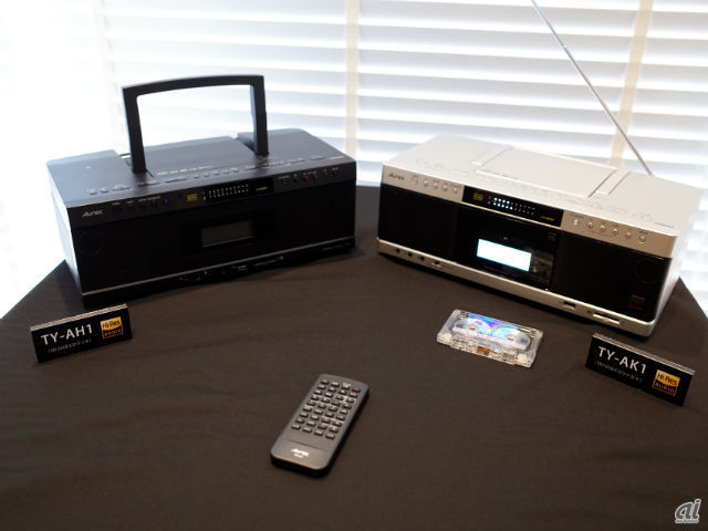 東芝エルイー、世界初ハイレゾ対応CDラジカセを発売--昔録ったカセット