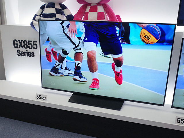 パナソニック、4Kダブルチューナー内蔵の新「ビエラ」--リビングでも