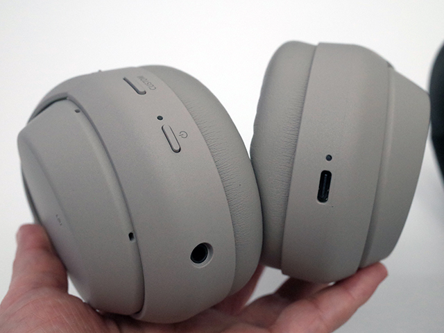 ソニー、さらなる静寂を実現するノイキャンヘッドホン「WH-1000XM4