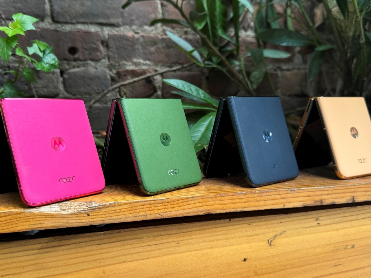 motorola razr 50/50 ultra」実機を試す--デザインも中身もさらに