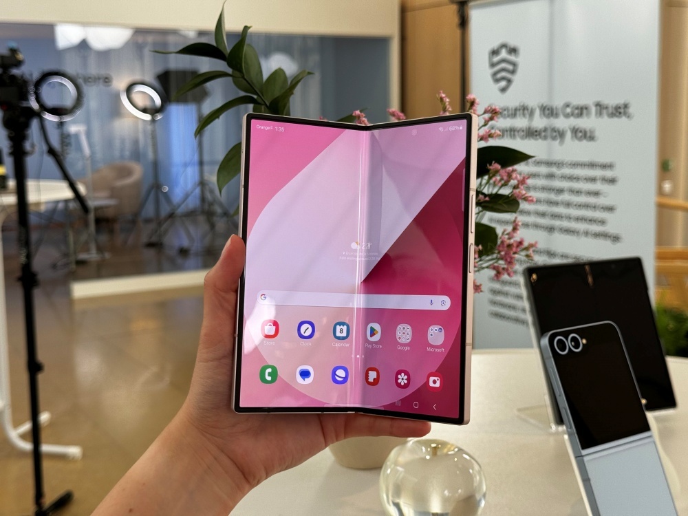 超美品］Galaxy Z Fold6 ホワイト 256GB Sペン付き Glaxy z fold 6