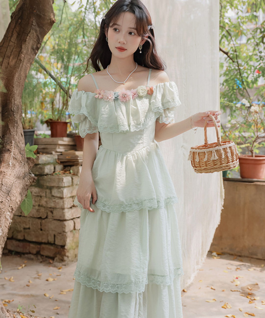 オフショルダーフリルスリーブティアードワンピース – jemiremi