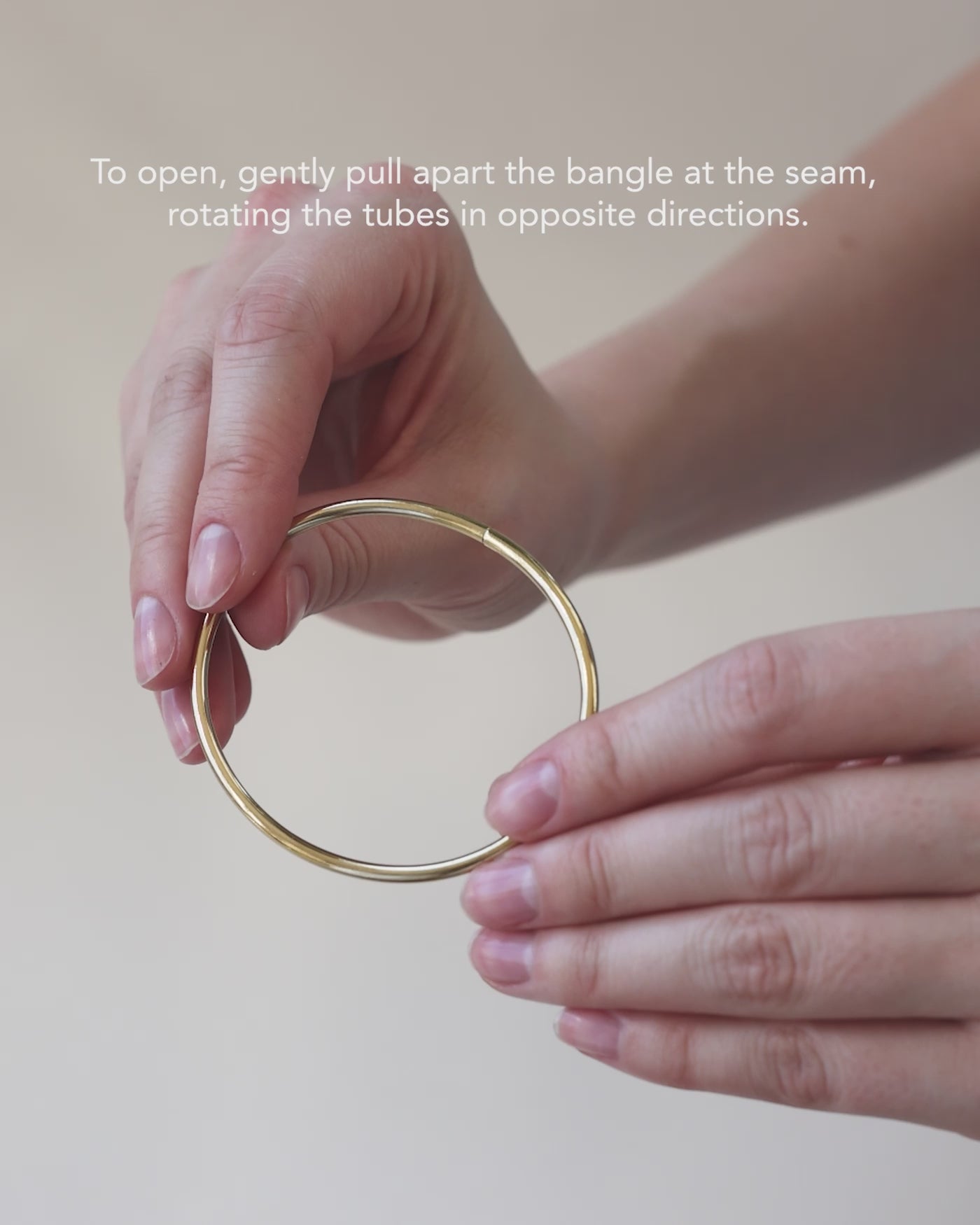 Dane Gold Bangle Bracelet Set for Women | JENNY BIRD