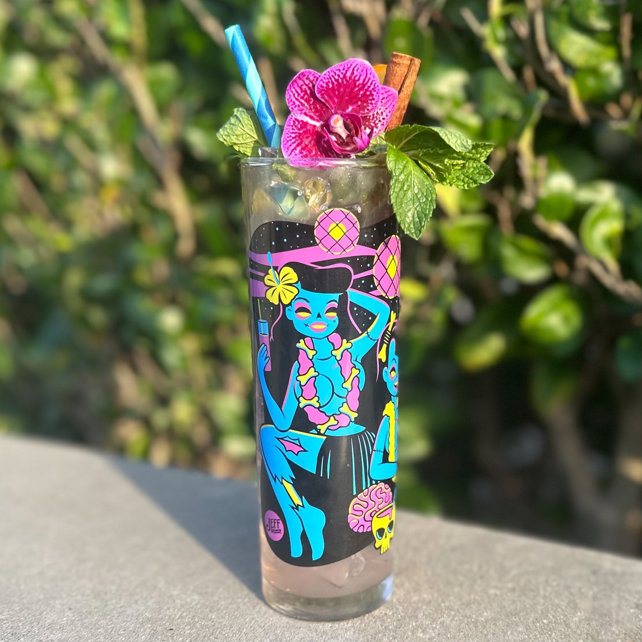 Maneater' Zombie Cocktail Glass - Rolling Pre-Order / Ready to