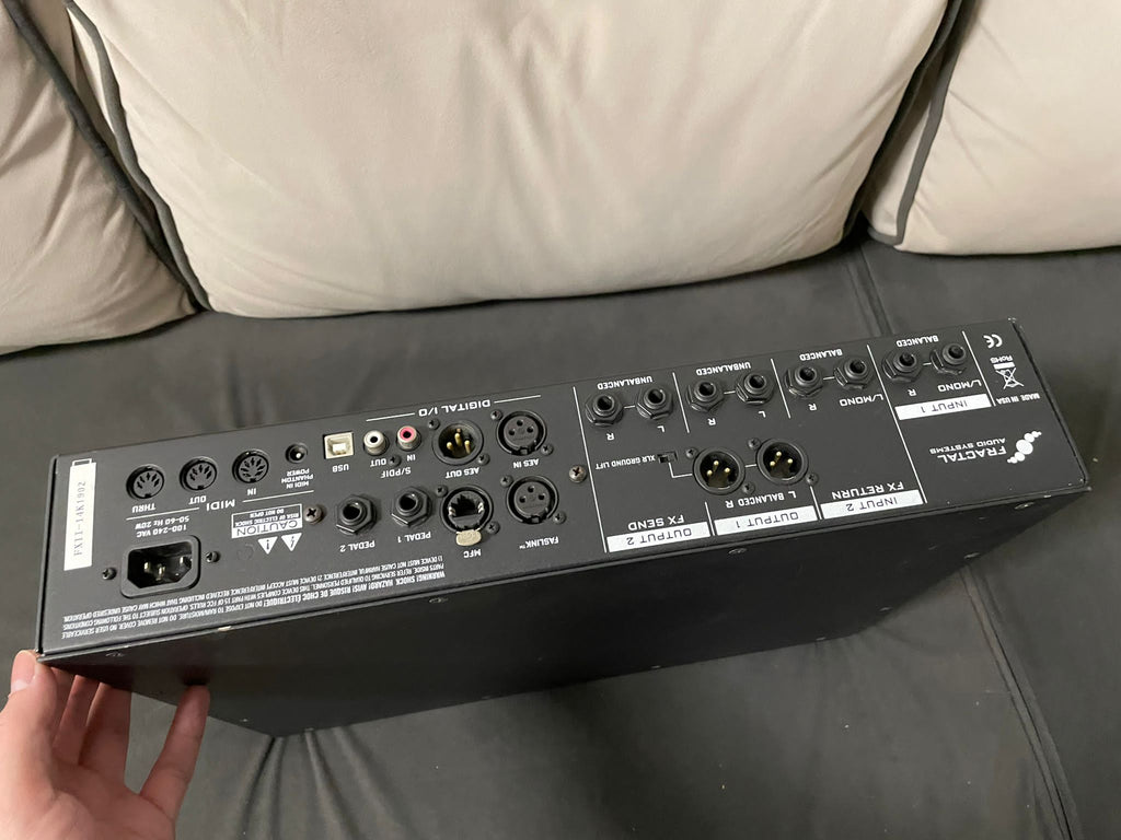Consignment] Fractal Axe-Fx II XL+ Preamp/FX Processor – Jerber Guitar