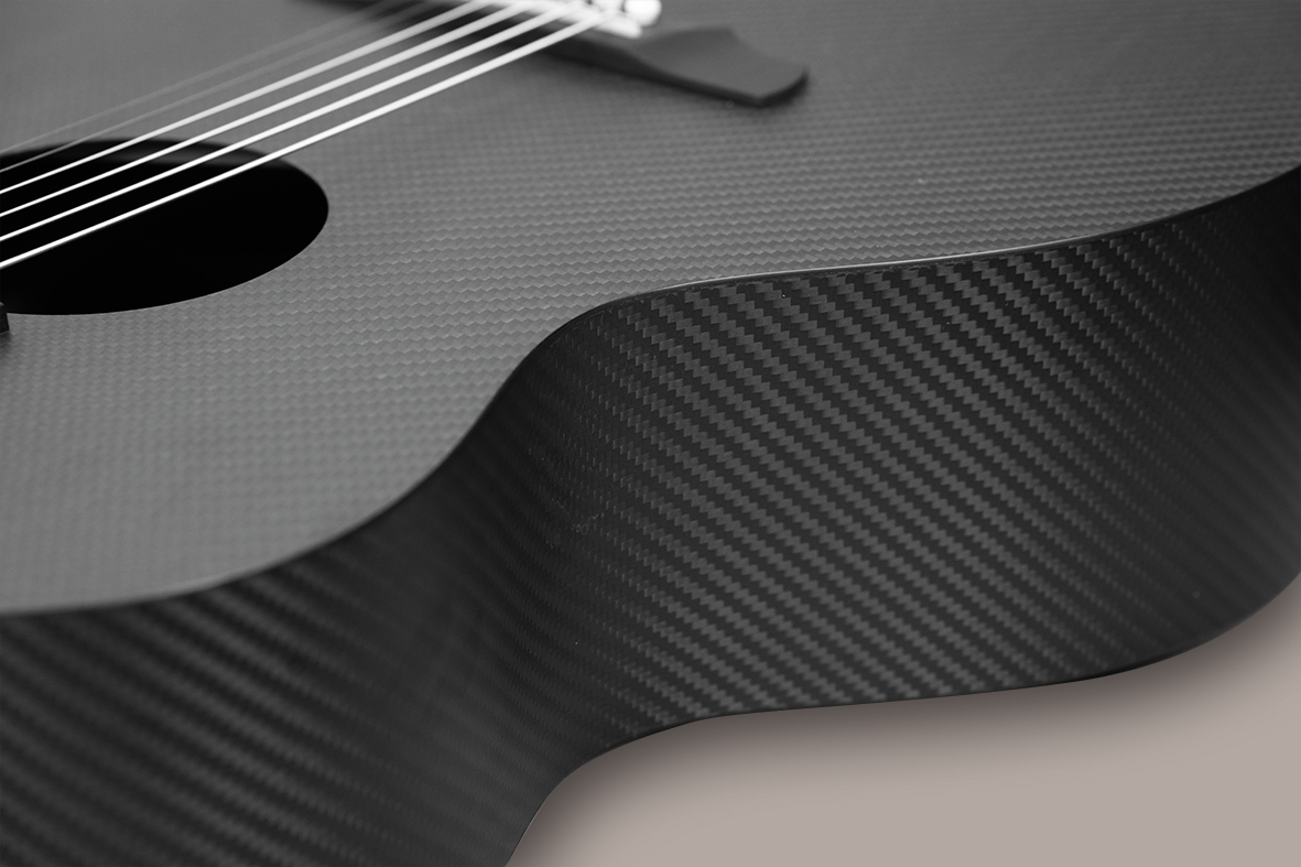 Natashaからカーボンボディのアコースティック新登場！ – JES公式ブログ