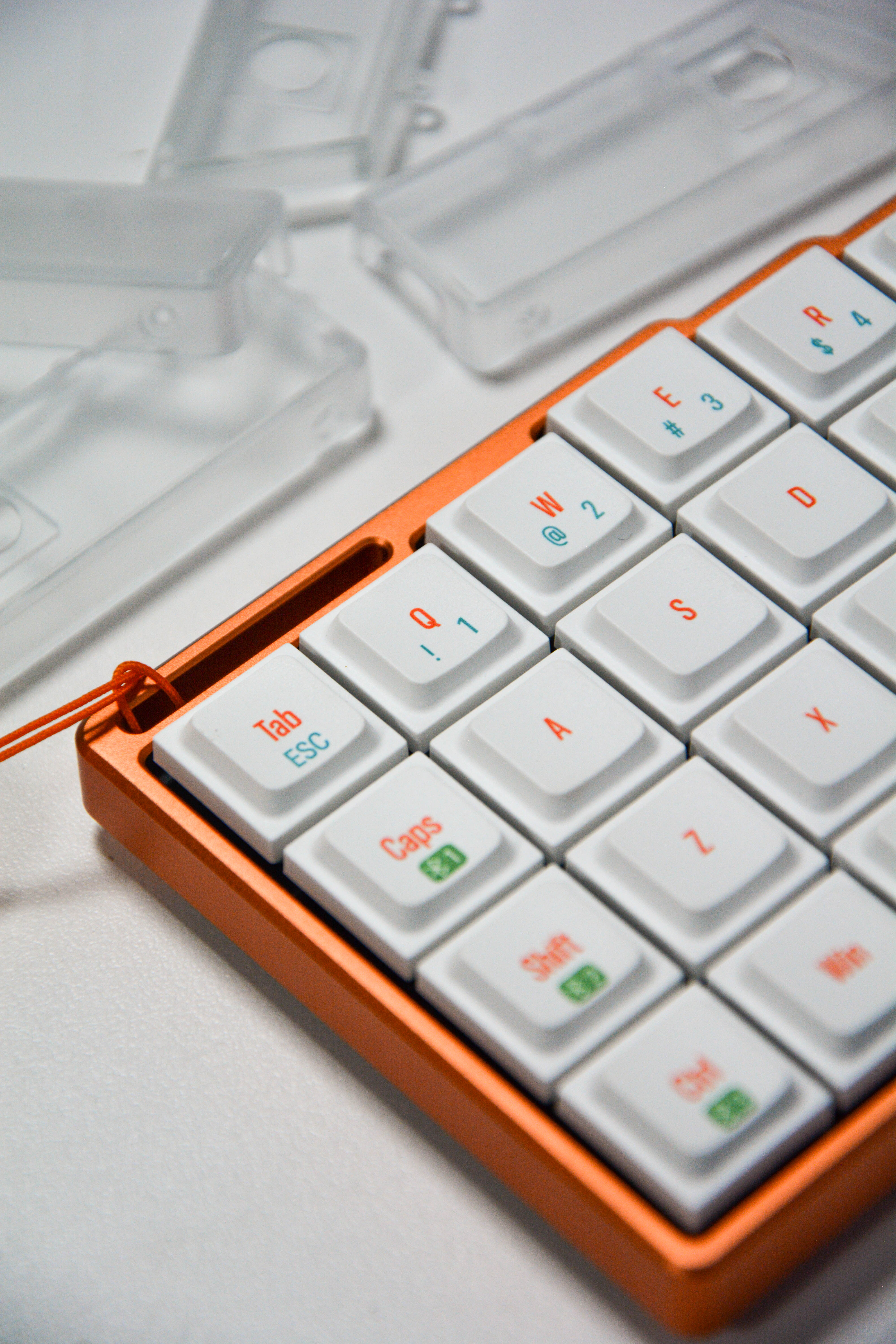 Cornix LP 無線分割キーボード – JezailFunder Japan