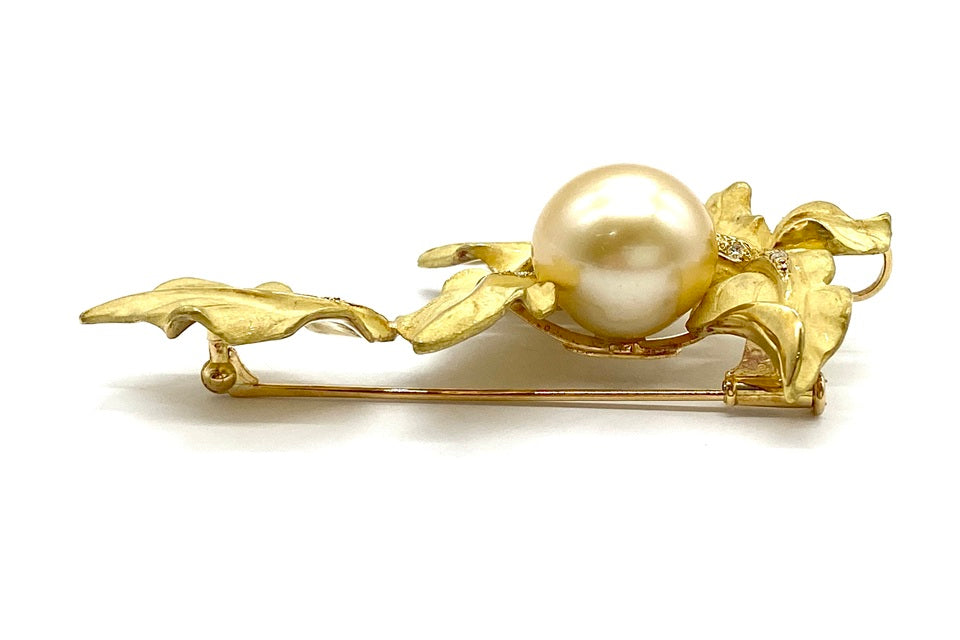 South Sea Pearl K18白蝶パール（ゴールド系） ダイヤモンドブローチ