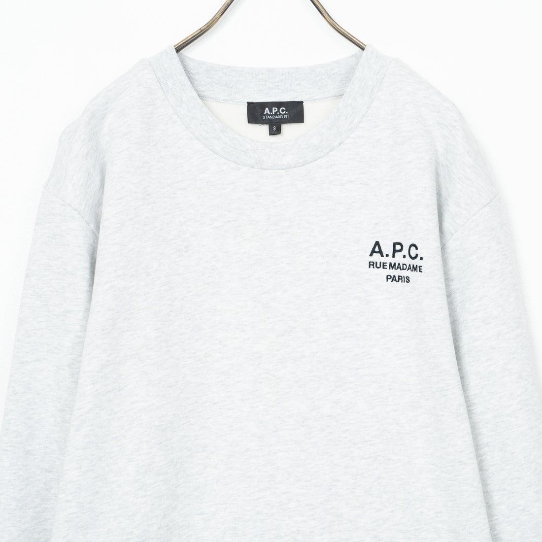 A.P.C. [アー・ペー・セー] ロゴ刺繍スウェット [RUE-MADAME