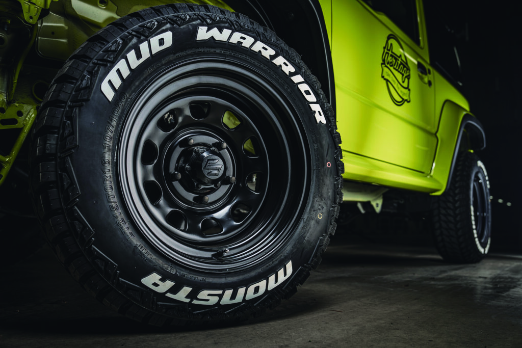 ジムニーシエラ向け。ワイドで深くてかっこいい鉄チンホイールが登場
