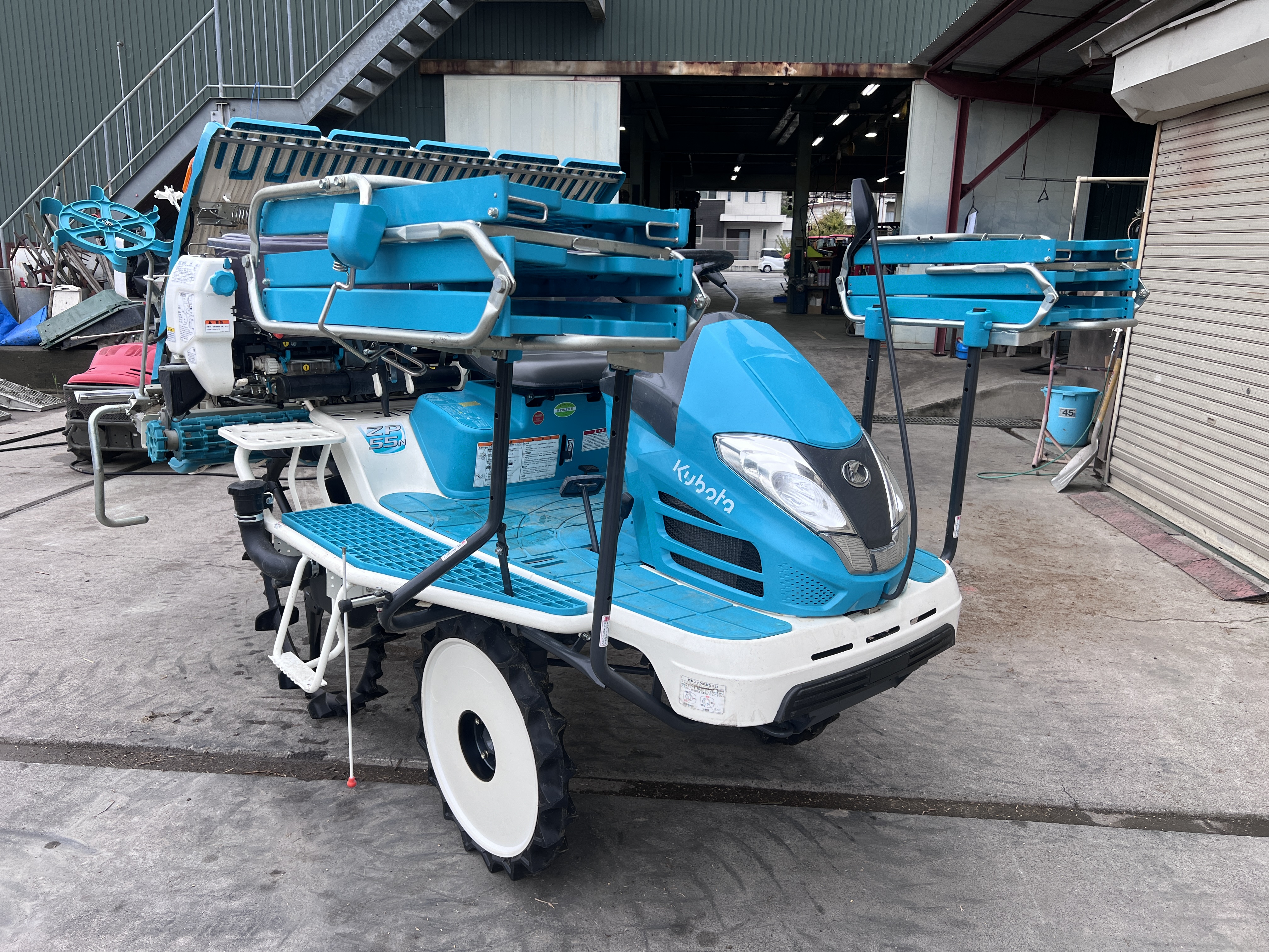 クボタ乗用田植機 ZP55－N－F－R | 神野農機