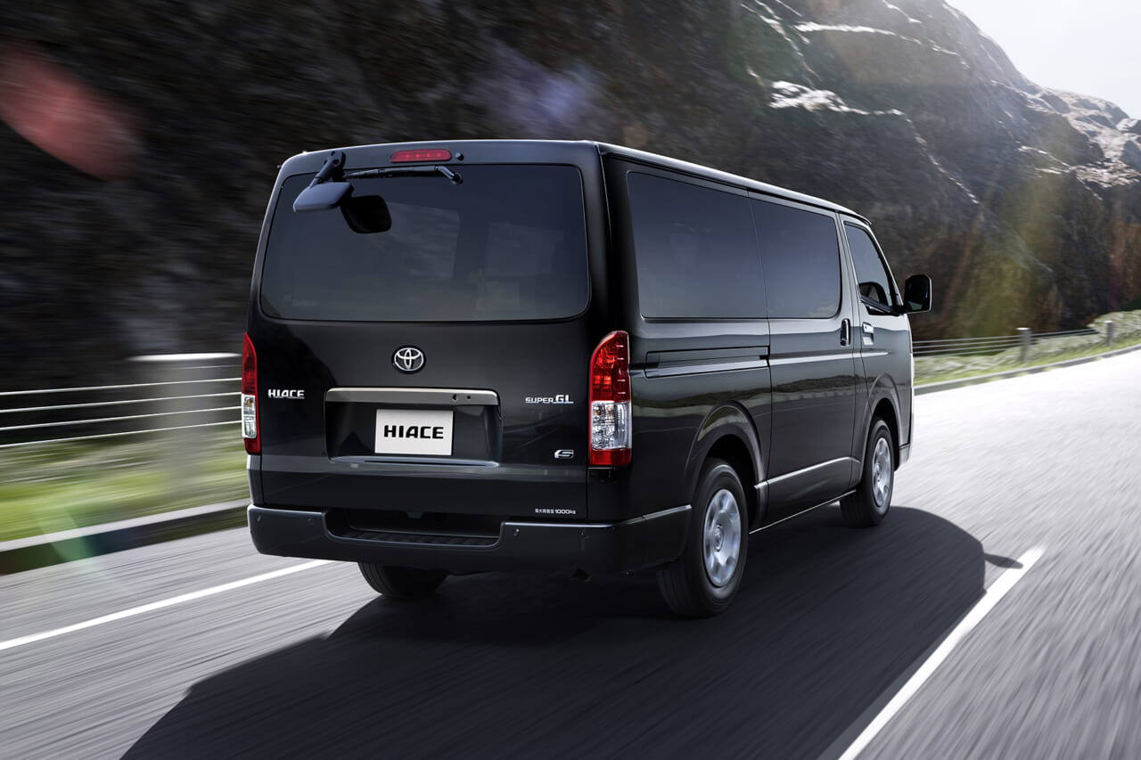 進化した最新版! 誕生20周年記念特別仕様車「トヨタ ハイエースバン