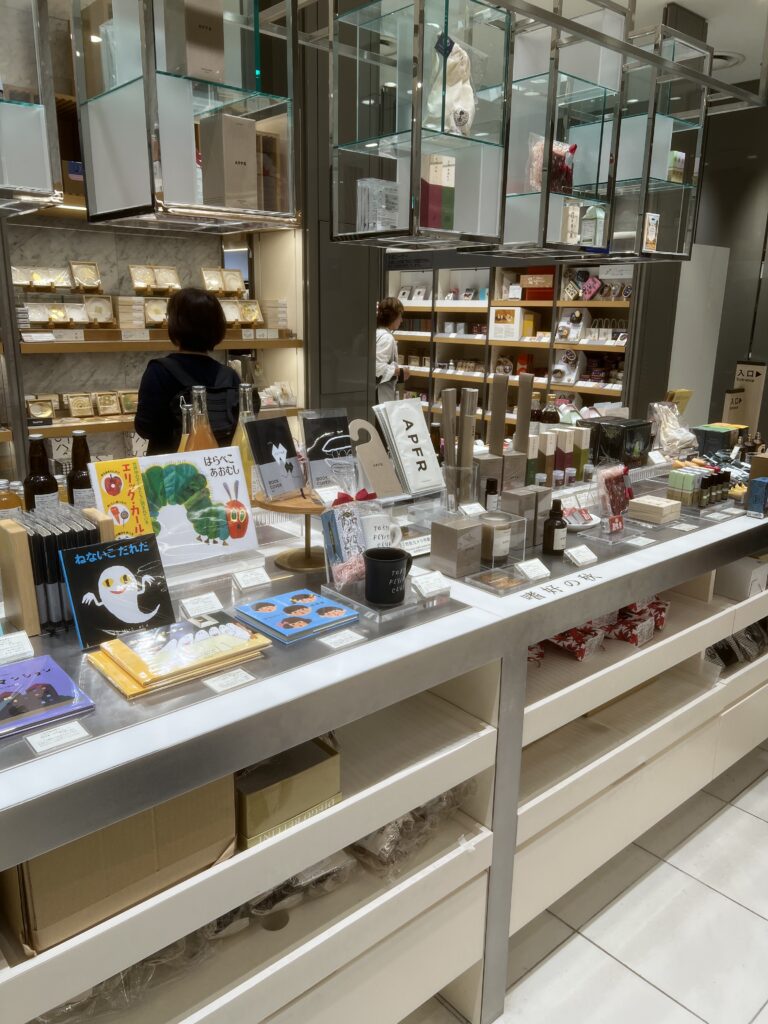 BRAND】伊勢丹新宿店にて、ペーパーインセンス「Jasmine Breeze」を