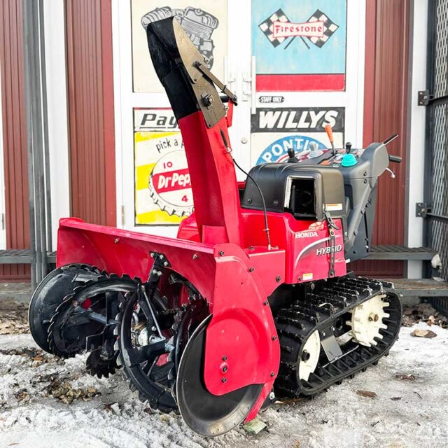 CREC 除雪機 赤 キャタピラ式 引き取りのみ！ CREC 除雪機 赤
