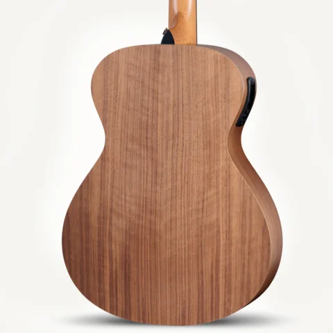 Academy Series アコースティックギター | Taylor Guitars