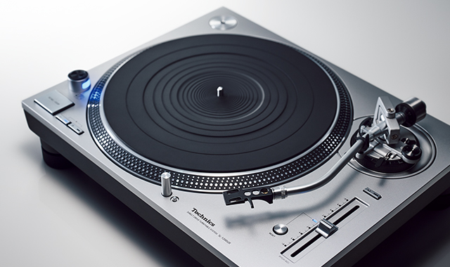 グランドクラス ダイレクトドライブターンテーブルシステム SL-1200GR