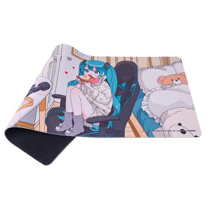 ThermaltakeThermaltake M700 Extended Gaming Mouse Pad Hatsune Miku