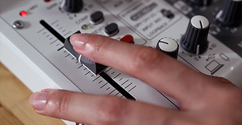 YAMAHA AG03MK2 B 3チャンネルライブストリーミングミキサー(ブラック