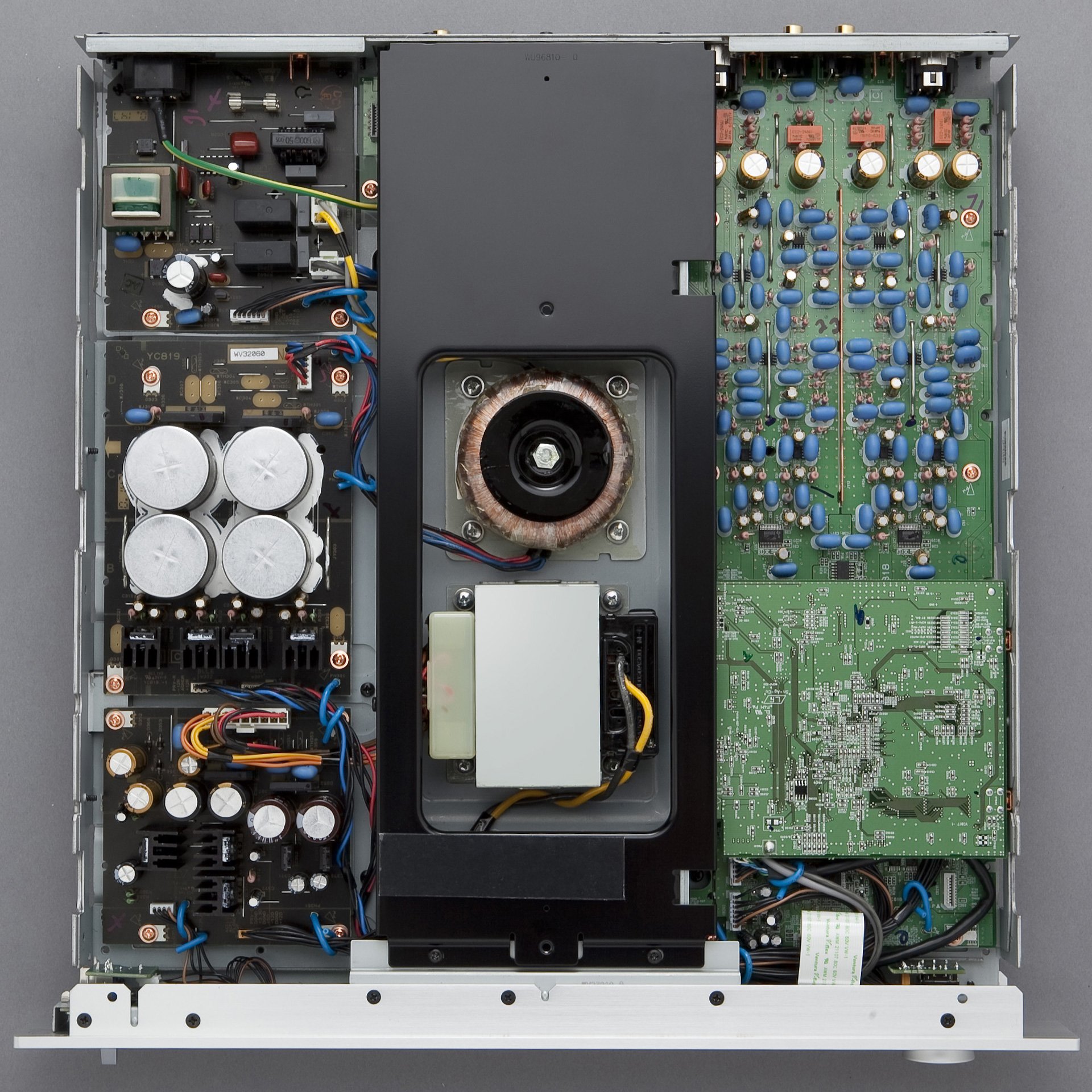 ヤマハ | NP-S2000 - HiFiコンポーネント - 概要