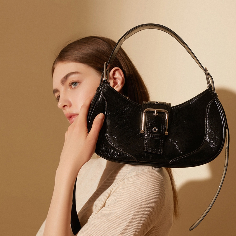 ブラック レザー Y2K スタイル バックル ショルダー ホーボー バッグ