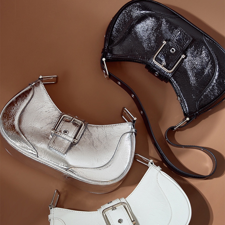 ブラック レザー Y2K スタイル バックル ショルダー ホーボー バッグ