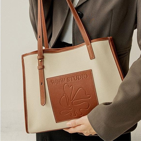 ブラウンXベージュ レザー ポケット付き トートバッグ ショルーダ