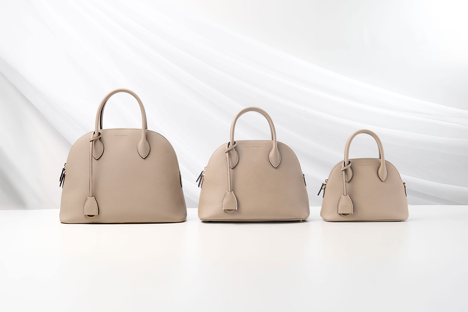 エマ バッグ シュリンクレザー (22サイズ)