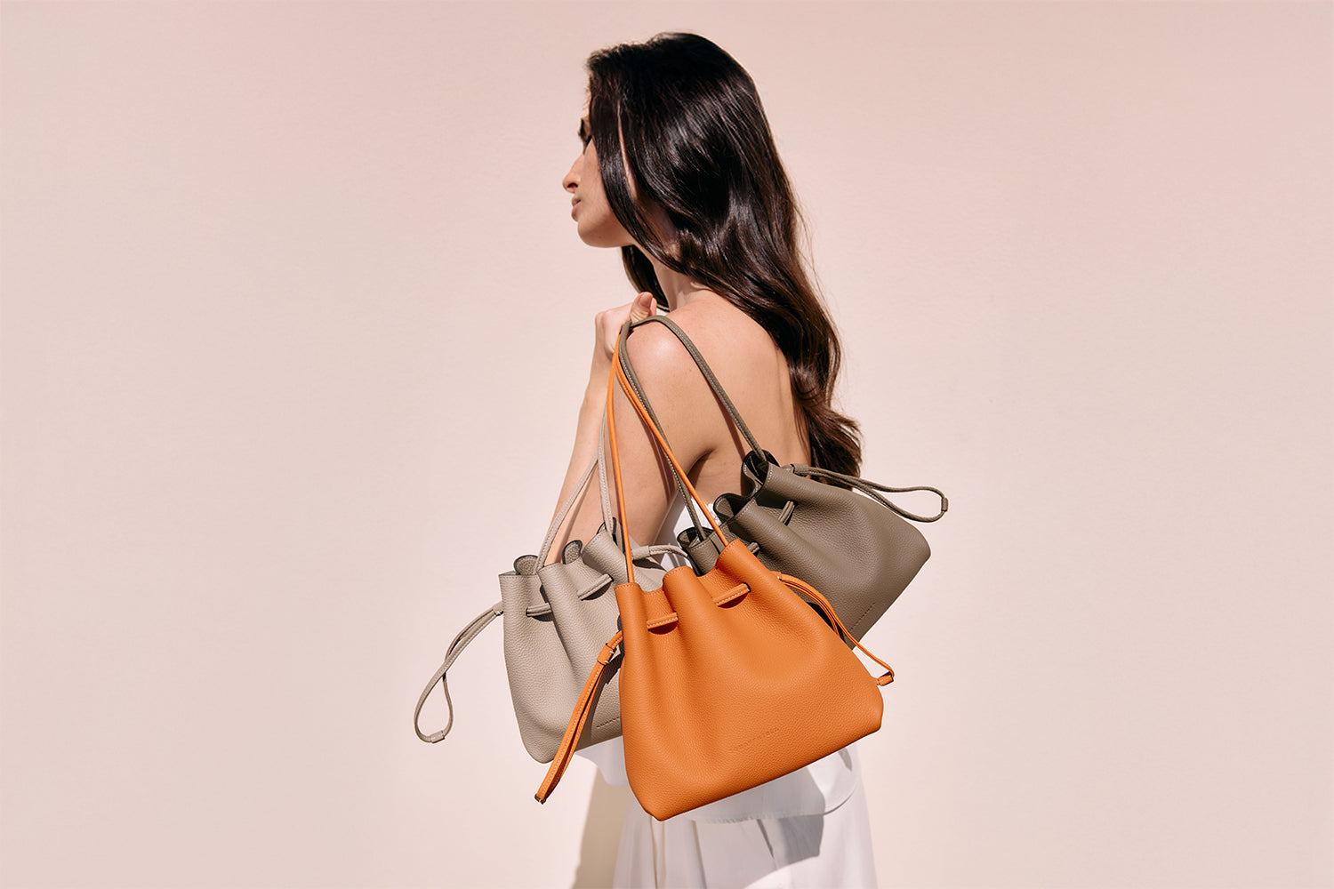 ノア バッグ シュリンクレザー