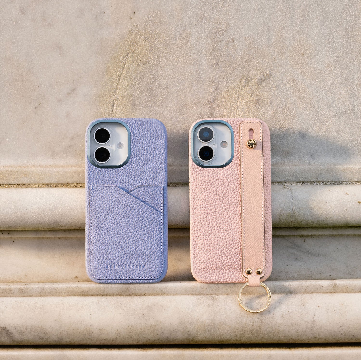 iPhone 15 Pro) ハンドル付き バックカバーケース シュリンクレザー